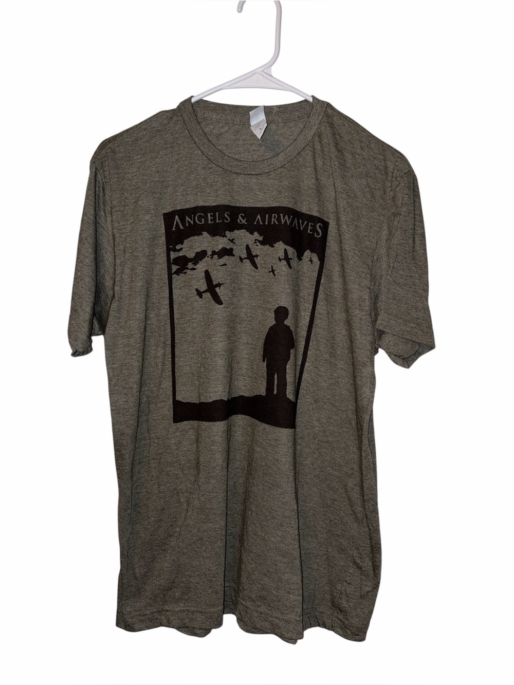 Angels & Airwaves Band Graphic T-Shirt Size Large New Tom Delonge Blink-182